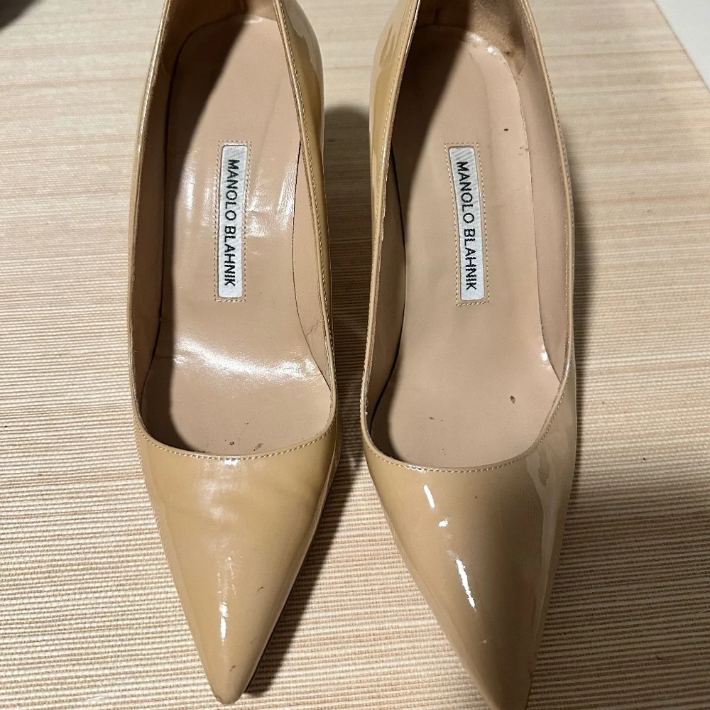 Manolo Blahnik Pumps - Picture 1 of 6